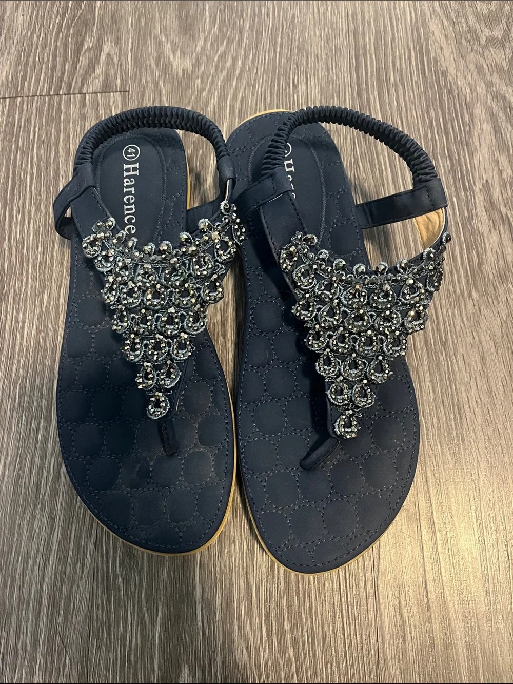 Harence sz 42 Navy Beaded T-strap Sandals great condition!